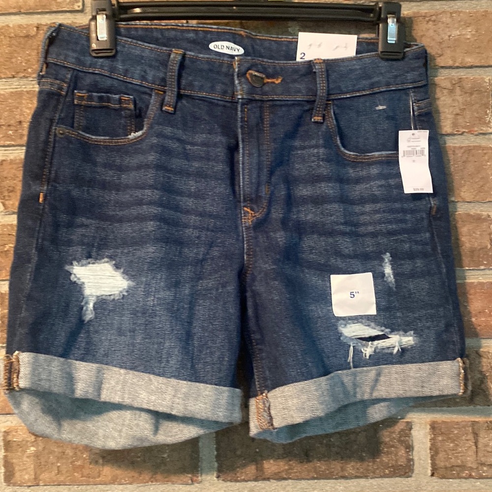 Old Navy NWT blue jean shorts 5” inseam mid rise